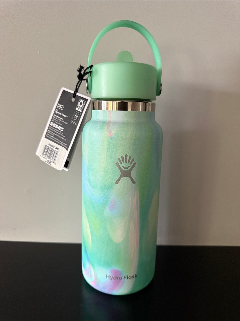 Hydro Flask Mint Green Iridescent Water Bottle with Mint Lid